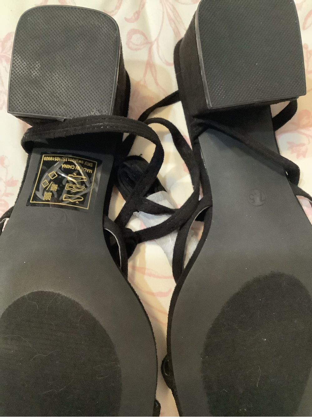 SHEIN Black Strappy Lace-Up Block Heel Sandals - Picture 6 of 6